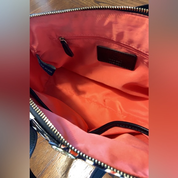 Anne Klein Handbag/Crossbody - Picture 3 of 3